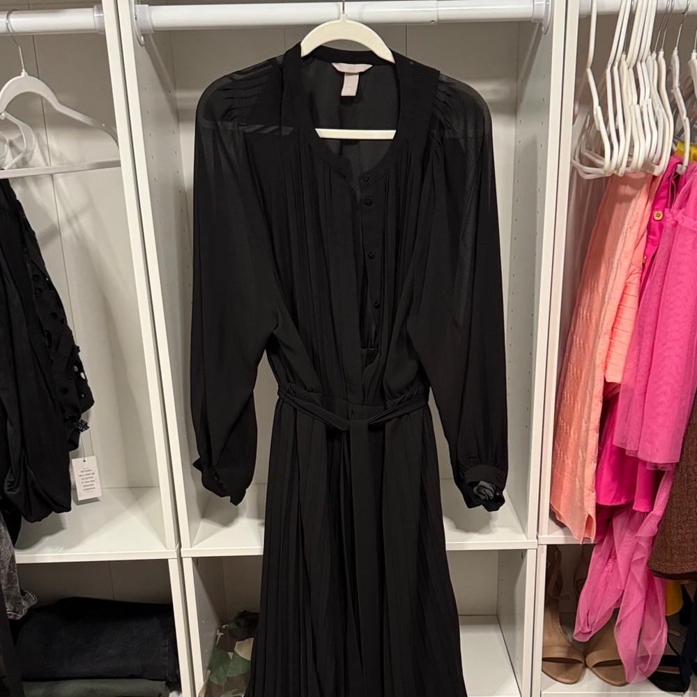 H&M Black Long Sleeve Dress